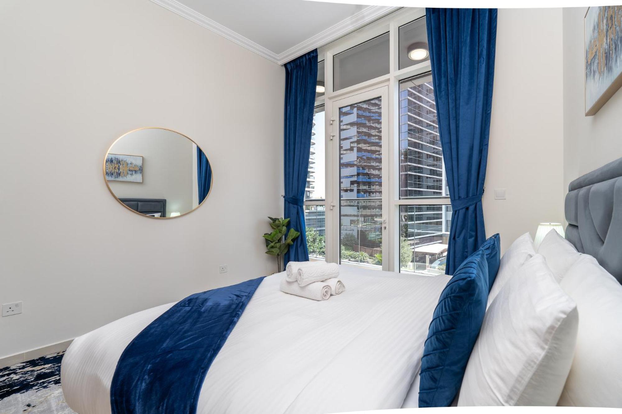 Dunya Tower Luxury And 2 Min Walk To Dubai Mall And Burj Khalifa In Heart Of Downtown Zewnętrze zdjęcie