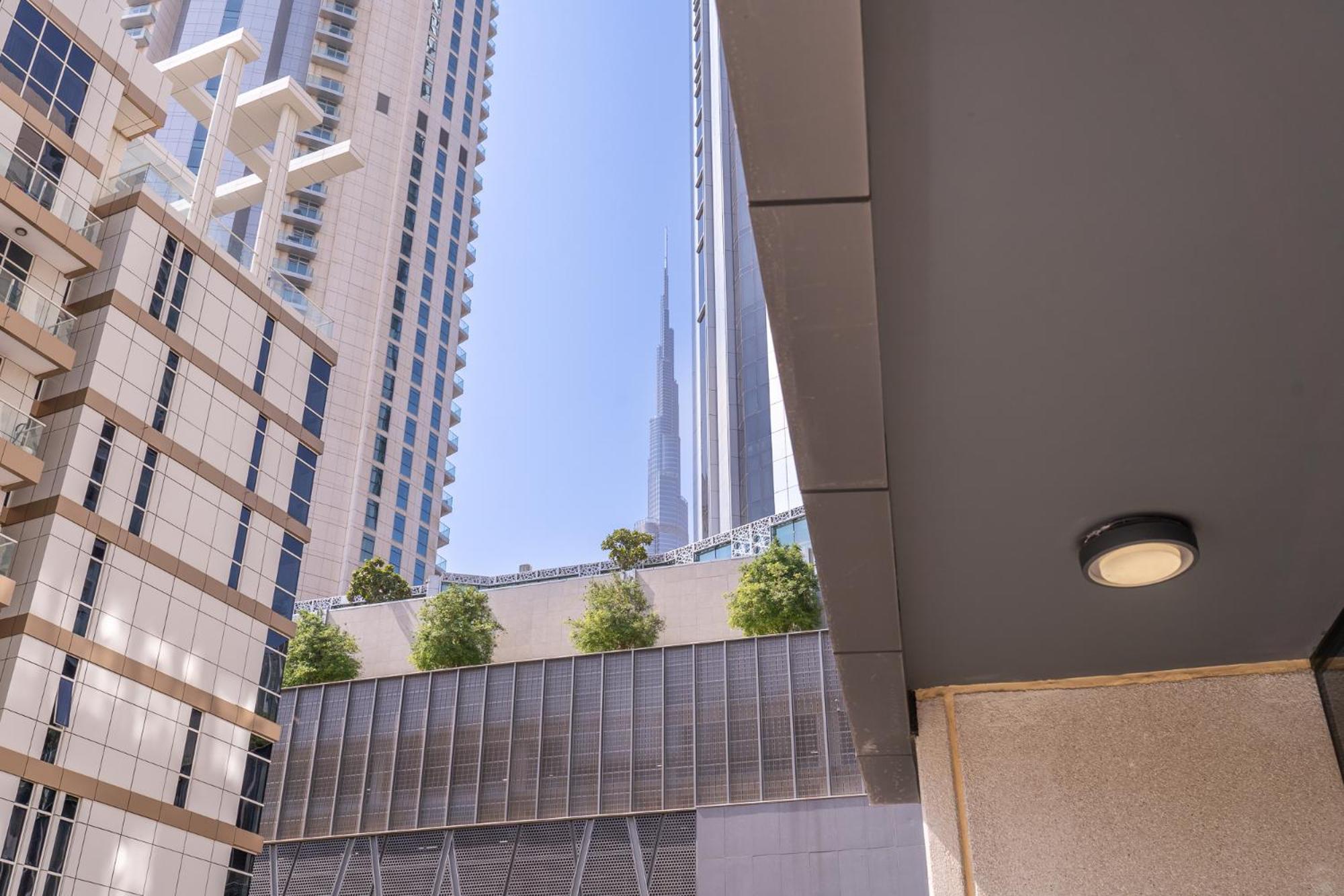 Dunya Tower Luxury And 2 Min Walk To Dubai Mall And Burj Khalifa In Heart Of Downtown Zewnętrze zdjęcie