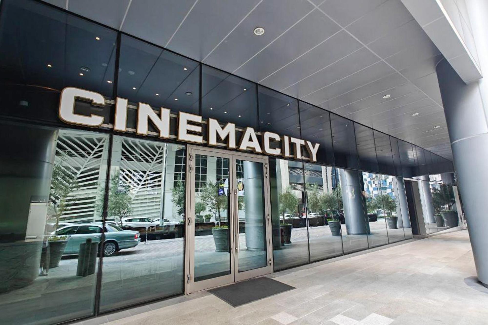 Dunya Tower Luxury And 2 Min Walk To Dubai Mall And Burj Khalifa In Heart Of Downtown Zewnętrze zdjęcie